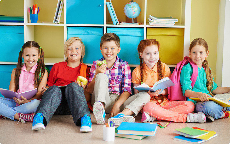 Joyful Journeys Childcare and EducationIgniting Curiosity